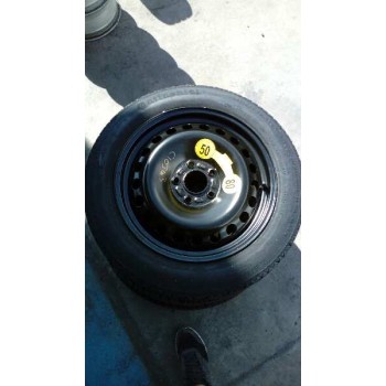 volvo v40 del año 2017