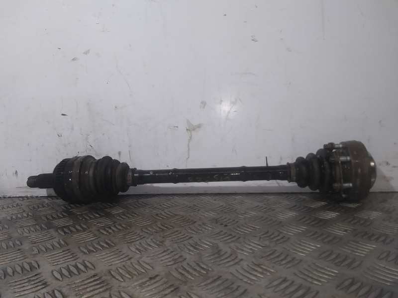 Recambio de transmision trasera izquierda para bmw serie 1 berlina (e81/e87) 118d referencia OEM IAM 7533445  