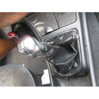 citroën xsara berlina del año 2002