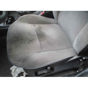 citroën xsara berlina del año 2002