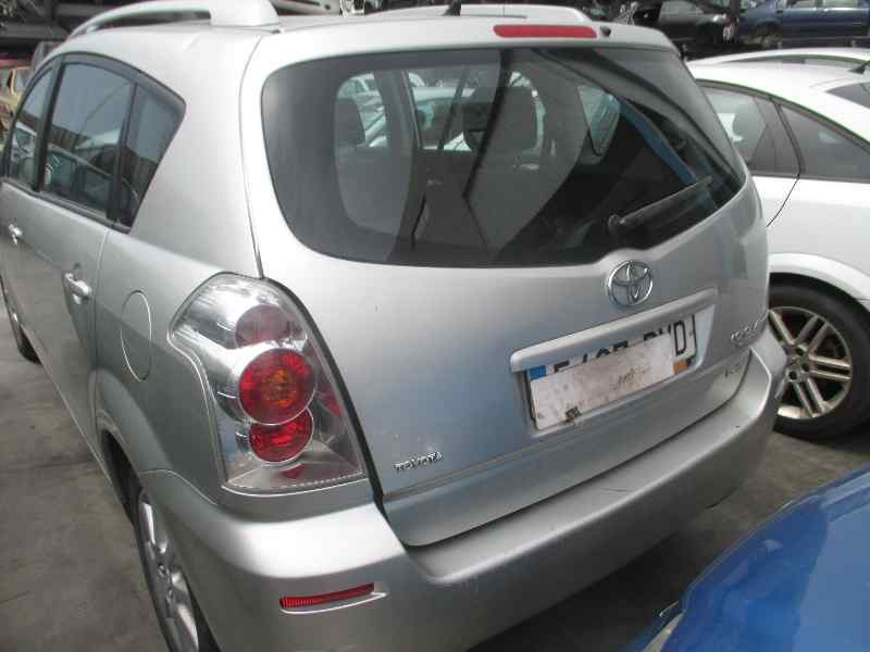 toyota corolla verso (r1) del año 2006