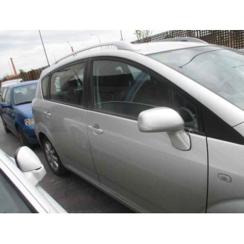 toyota corolla verso (r1) del año 2006