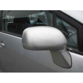 toyota corolla verso (r1) del año 2006