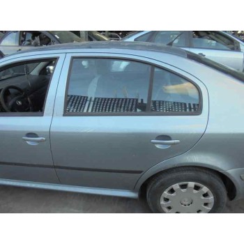 skoda octavia berlina (1u2) del año 2002