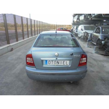 skoda octavia berlina (1u2) del año 2002