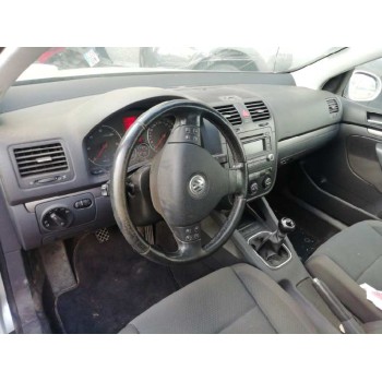 volkswagen golf v berlina (1k1) del año 2006