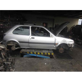 ford fiesta berlina (dx) del año 2000