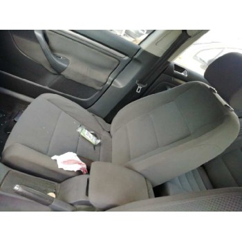 volkswagen golf v berlina (1k1) del año 2006