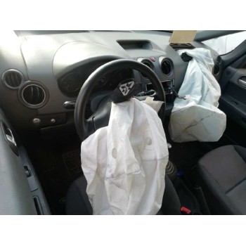 mitsubishi colt berlina 5 (z30a) del año 2005