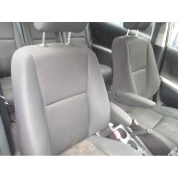 toyota corolla verso (r1) del año 2006