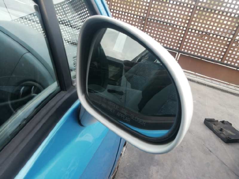Recambio de retrovisor derecho para chevrolet matiz s referencia OEM IAM  MANUAL BLANCO