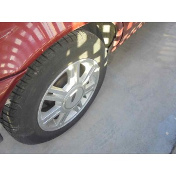 ford fiesta berlina (dx) del año 2002