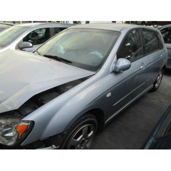 kia cerato del año 2004