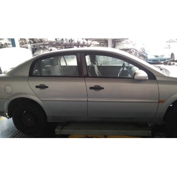 opel vectra c berlina del año 2003