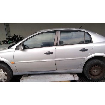 opel vectra c berlina del año 2003
