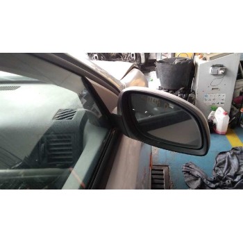 opel vectra c berlina del año 2003