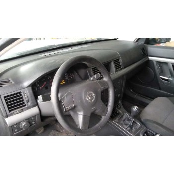 opel vectra c berlina del año 2003