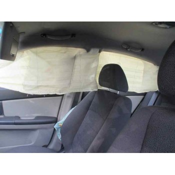 kia cerato del año 2004