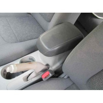 kia cerato del año 2004