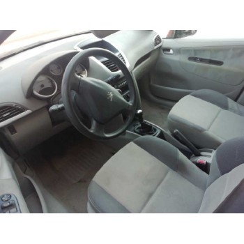 peugeot 207 del año 2006