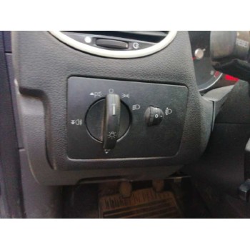 ford focus berlina (cap) del año 2007