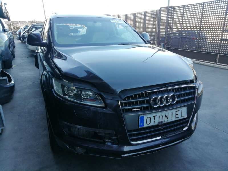 AUDI Q7 (4L)