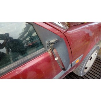 ford fiesta berlina (dx) del año 2001