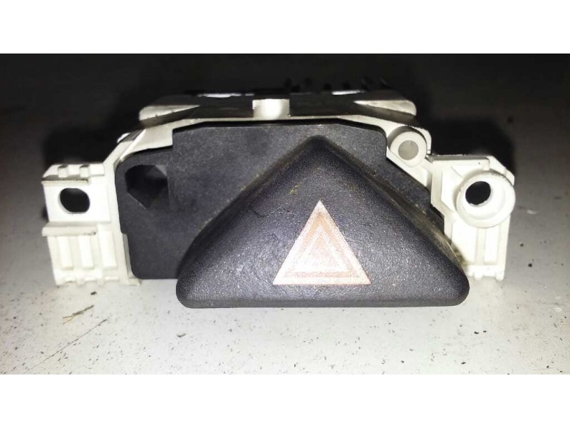 Recambio de warning para ford focus berlina (cak) ghia referencia OEM IAM 98AG13A350AD  