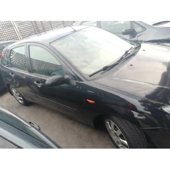 ford focus berlina (cak) del año 2003