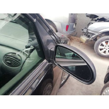 ford focus berlina (cak) del año 2003