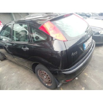 ford focus berlina (cak) del año 2003