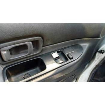 nissan vanette cargo del año 2001