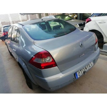 renault megane ii classic berlina del año 2003