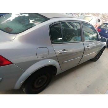 renault megane ii classic berlina del año 2003