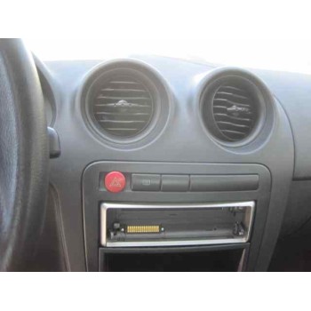 seat ibiza (6l1) del año 2002