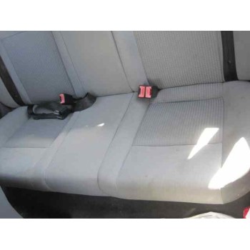 seat ibiza (6l1) del año 2002