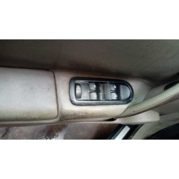 renault grand scenic del año 2004