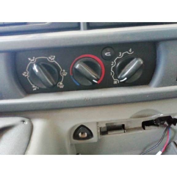 Recambio de mando calefaccion / aire acondicionado para nissan interstar mod. 04 (x70) 2.5 dci diesel cat referencia OEM IAM   