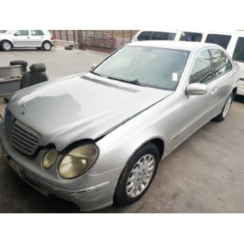 mercedes-benz clase e (w211) berlina del año 2005