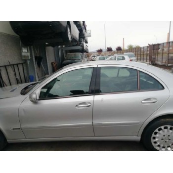 mercedes-benz clase e (w211) berlina del año 2005