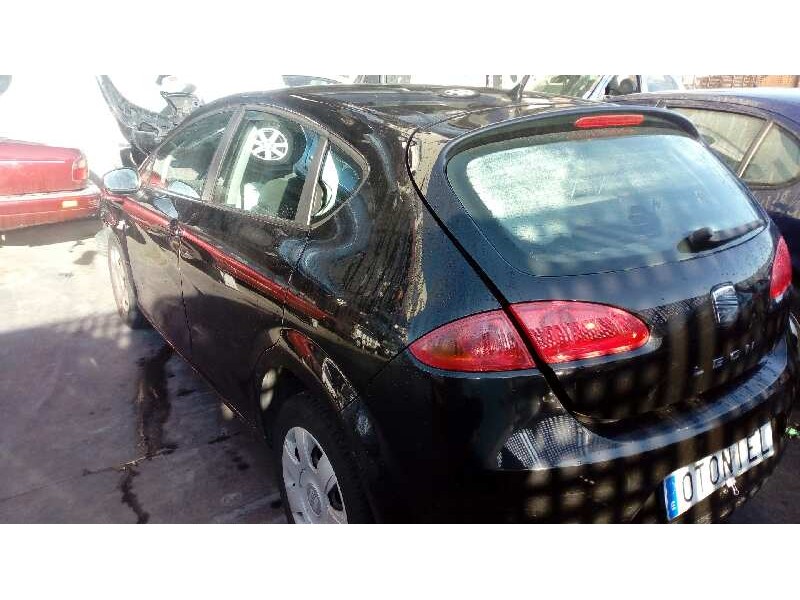 SEAT LEON (1P1)