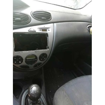 ford focus berlina (cak) del año 2004