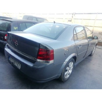 opel vectra c berlina del año 2005