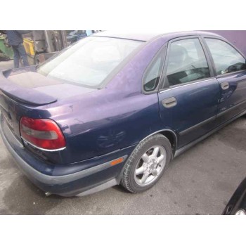volvo s40 berlina del año 1998