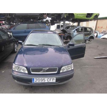 volvo s40 berlina del año 1998