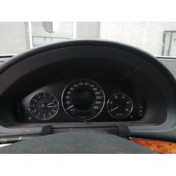 mercedes-benz clase e (w211) berlina del año 2005