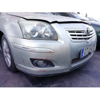 toyota avensis berlina (t25) del año 2006