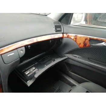 mercedes-benz clase e (w211) berlina del año 2005