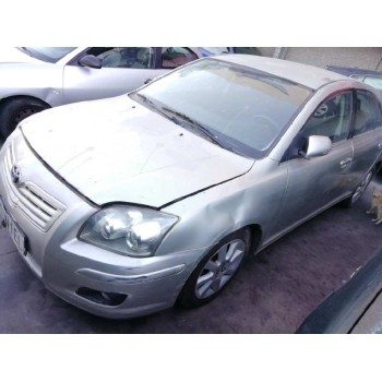 toyota avensis berlina (t25) del año 2006