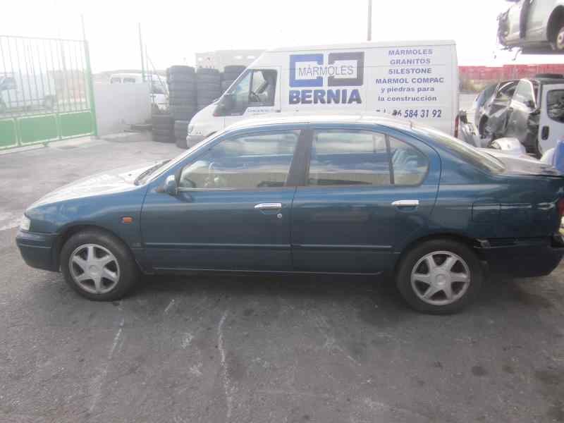 nissan primera berlina (p11) del año 1999